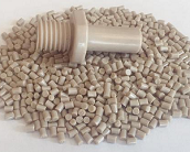    索爾維醫(yī)用 PEEK（聚醚醚酮）樹脂，助力新冠疫苗生產(chǎn)